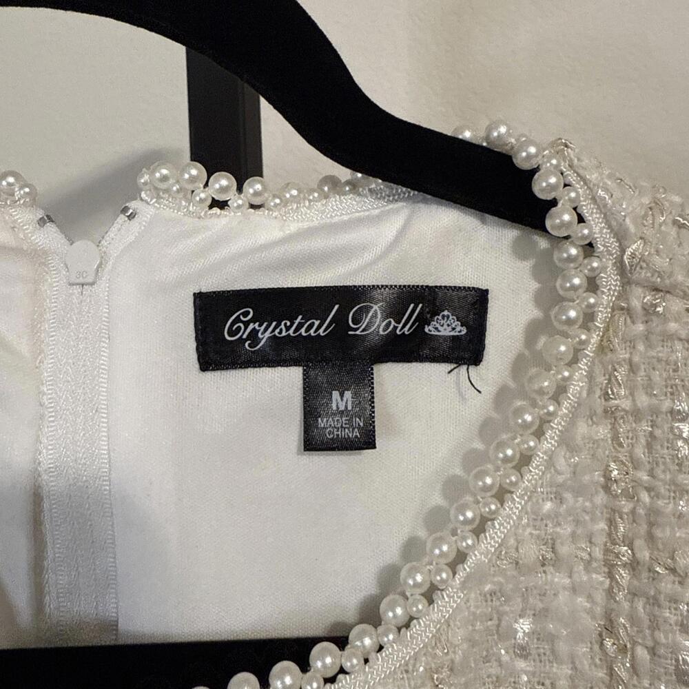 Crystal Doll Cream Boucle Sheath Dress with Gold Inlay and Pearl Collar - MED - Picture 9 of 11